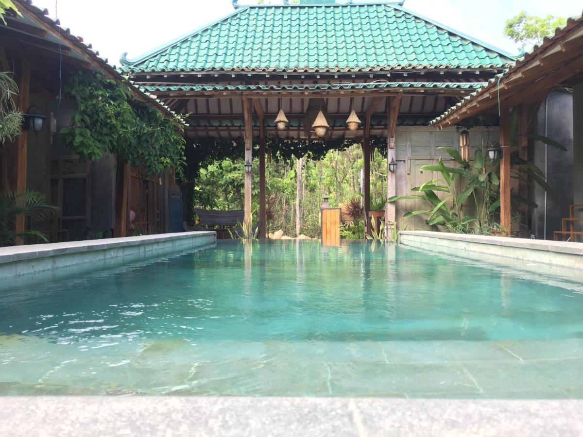 Watukarung Ristu Homestay Kalak ภายนอก รูปภาพ
