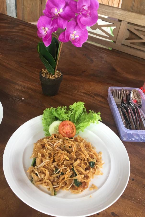 Watukarung Ristu Homestay Kalak ภายนอก รูปภาพ