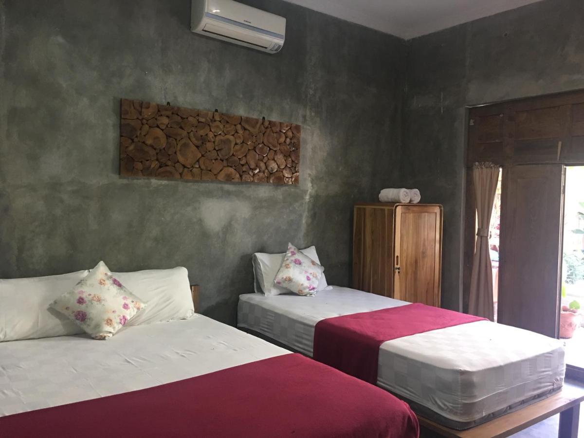 Watukarung Ristu Homestay Kalak ภายนอก รูปภาพ
