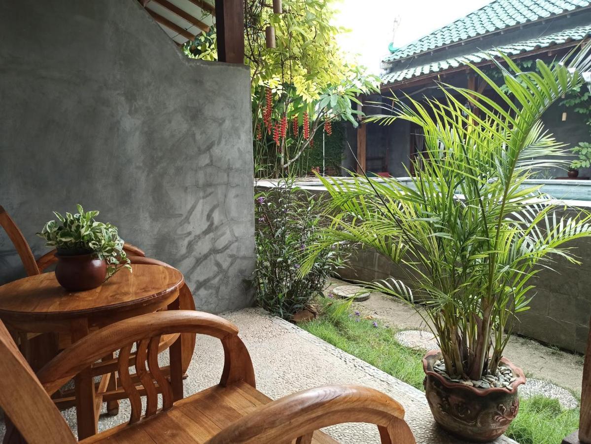 Watukarung Ristu Homestay Kalak ภายนอก รูปภาพ